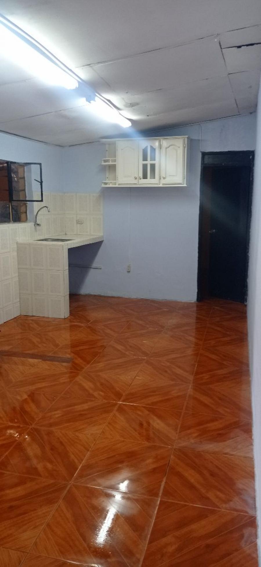 Foto Departamento en Arriendo en PONCEANO, Quito, Pichincha - U$D 130 - DEA39416 - BienesOnLine