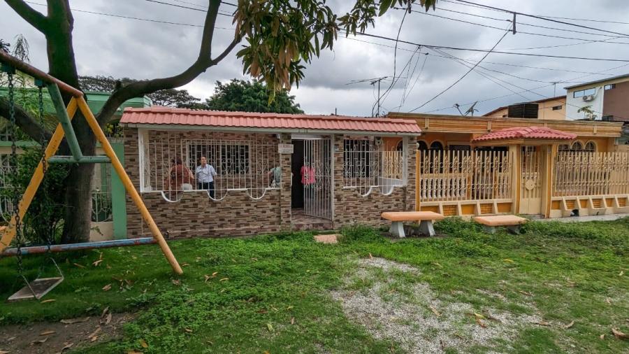 Foto Villa en Arriendo en TARQUI, Ciudad, Guayas - U$D 450 - VIA36538 - BienesOnLine