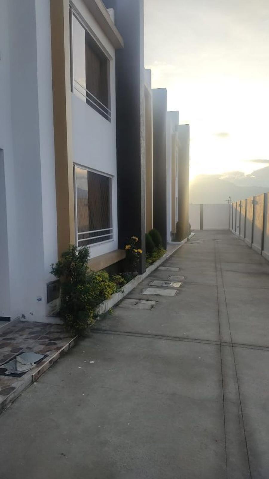 Home in Metric Way