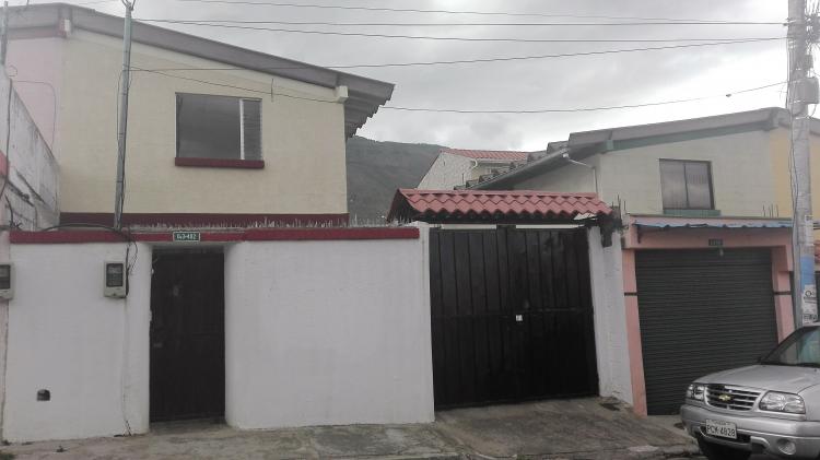Foto Casa en Venta en Pomasqui, Pusuqui, Pichincha - U$D 78.000 - CAV27509 - BienesOnLine