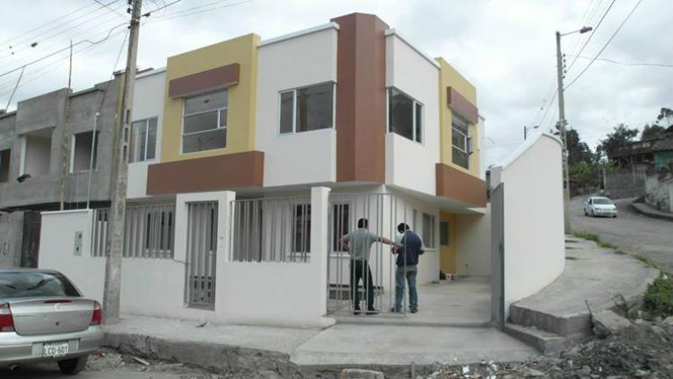 Foto Casa en Venta en Loja, Loja - U$D 93.000 - CAV11268 - BienesOnLine