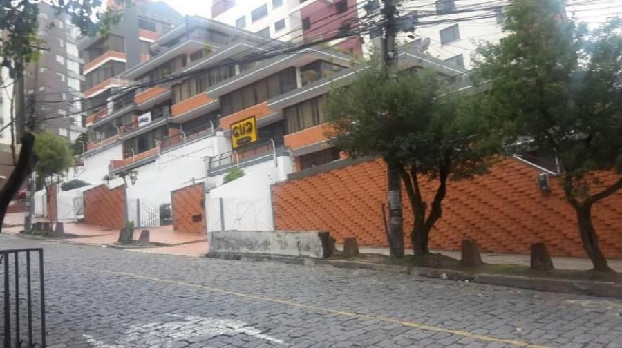 Foto Condominio en Venta en Iaquito, Quito, Pichincha - U$D 2.500.000 - COV37612 - BienesOnLine