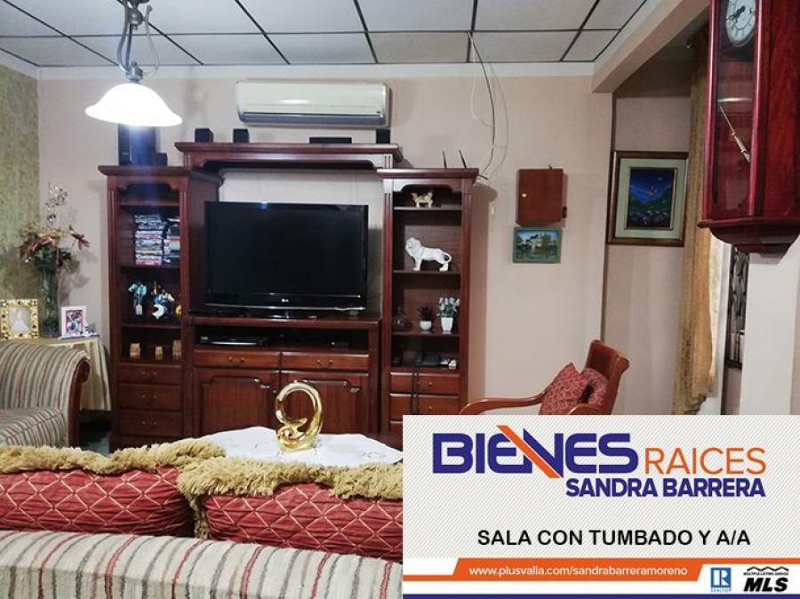 Foto Casa en Venta en Machala, Calle 25 de Junio y 16ava Oeste, El Oro - U$D 150.000 - CAV31954 - BienesOnLine