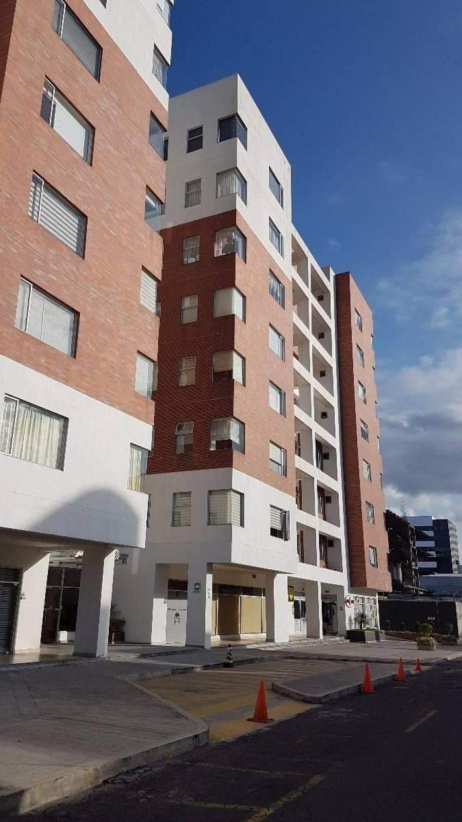 Foto Departamento en Venta en Iaquito, quito, Pichincha - U$D 95.000 - DEV37683 - BienesOnLine