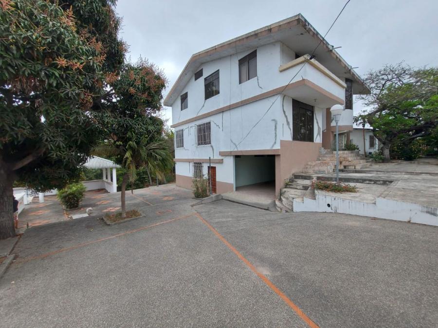 Foto Casa en Venta en Manta, Manabi - U$D 450.000 - CAV35754 - BienesOnLine
