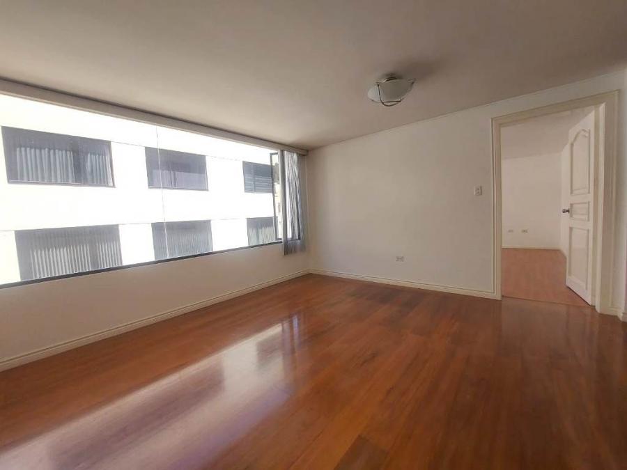 Foto Departamento en Arriendo en Quito, Pichincha - U$D 450 - DEA39282 - BienesOnLine