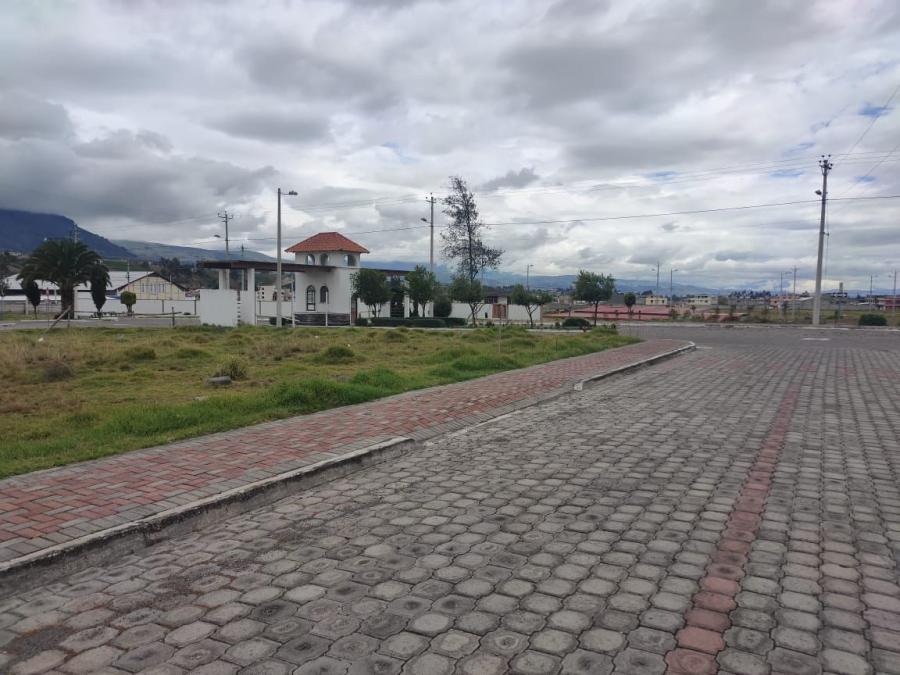 Foto Terreno en Venta en Latacunga, Cotopaxi - U$D 65.000 - TEV33728 - BienesOnLine