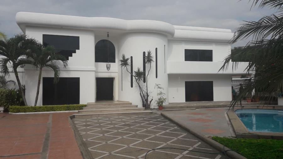 Foto Casa en Venta en Tarqui, Guayaquil, Guayas - U$D 480.000 - CAV30217 - BienesOnLine