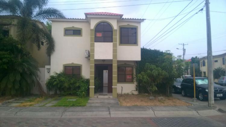 Foto Casa en Venta en la Aurora, Daule, Guayas - U$D 120.000 - CAV20376 - BienesOnLine