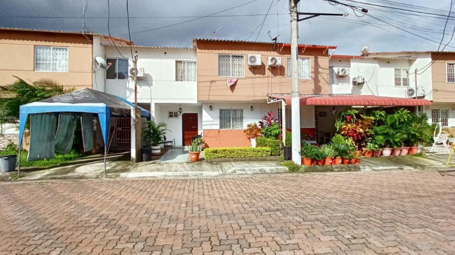 Foto Casa en Venta en Guayaquil, Guayas - U$D 73.000 - CAV33939 - BienesOnLine
