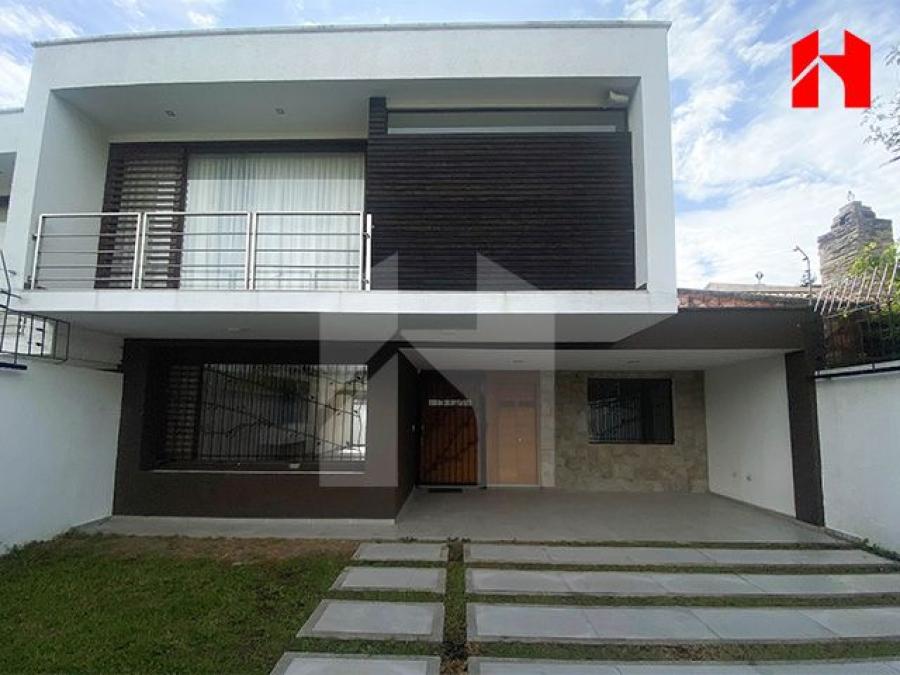 Foto Casa en Venta en Challuabamba, Cuenca, Azuay - U$D 250.000 - CAV38310 - BienesOnLine