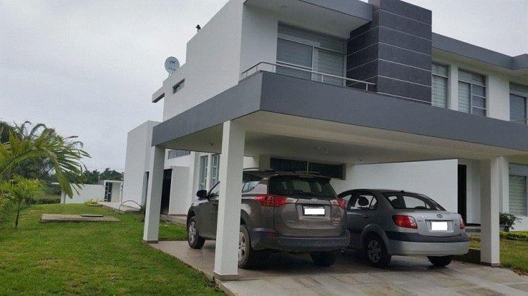 Foto Casa en Venta en Santo Domingo, Pichincha - U$D 395.000 - CAV25080 - BienesOnLine