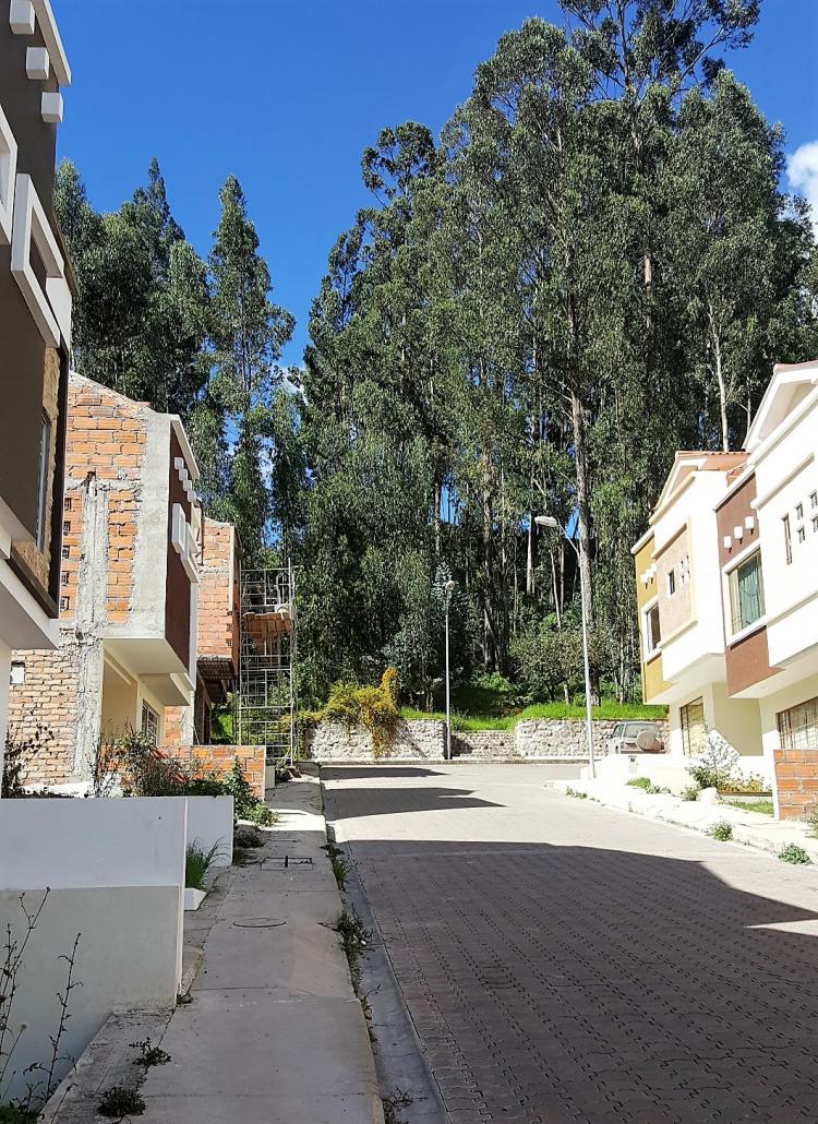 Foto Casa en Venta en Cuenca, Azuay - U$D 97.000 - CAV26357 - BienesOnLine
