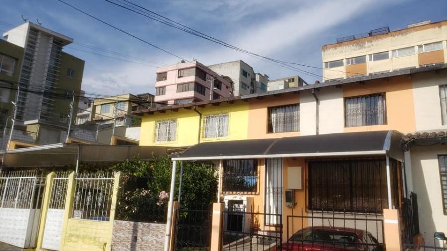 Foto Casa en Venta en COTOCOLLAO, PONCEANO, Pichincha - U$D 75.000 - CAV35600 - BienesOnLine