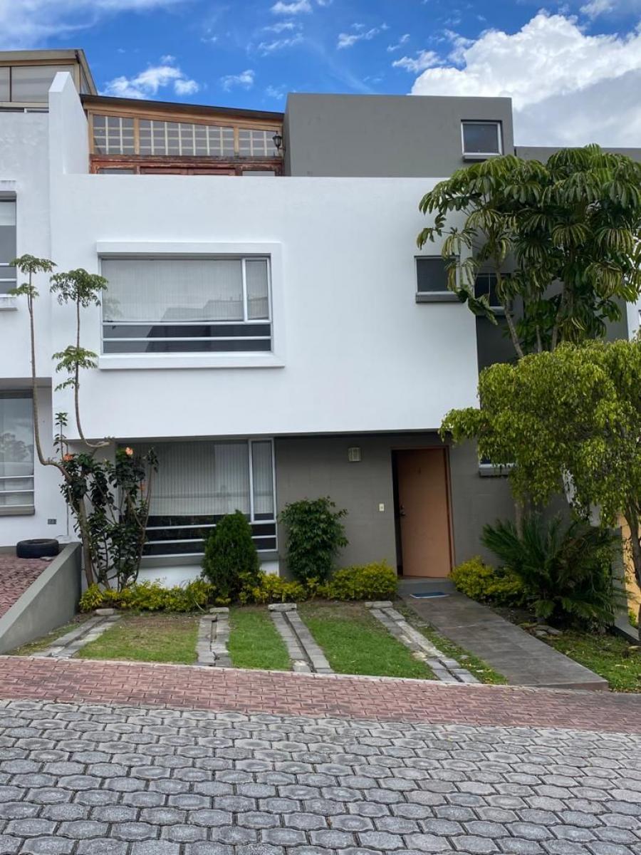 Foto Casa en Venta en Carcelen, Quito, Pichincha - U$D 165.000 - CAV34825 - BienesOnLine
