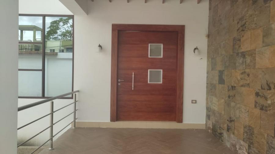 Foto Casa en Venta en Esmeraldas, Esmeraldas, Esmeraldas - U$D 240.000 - CAV39340 - BienesOnLine