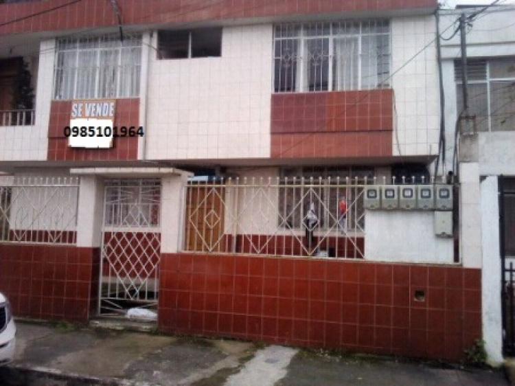 Foto Casa en Venta en Santo Domingo, Pichincha - U$D 165.000 - CAV11308 - BienesOnLine