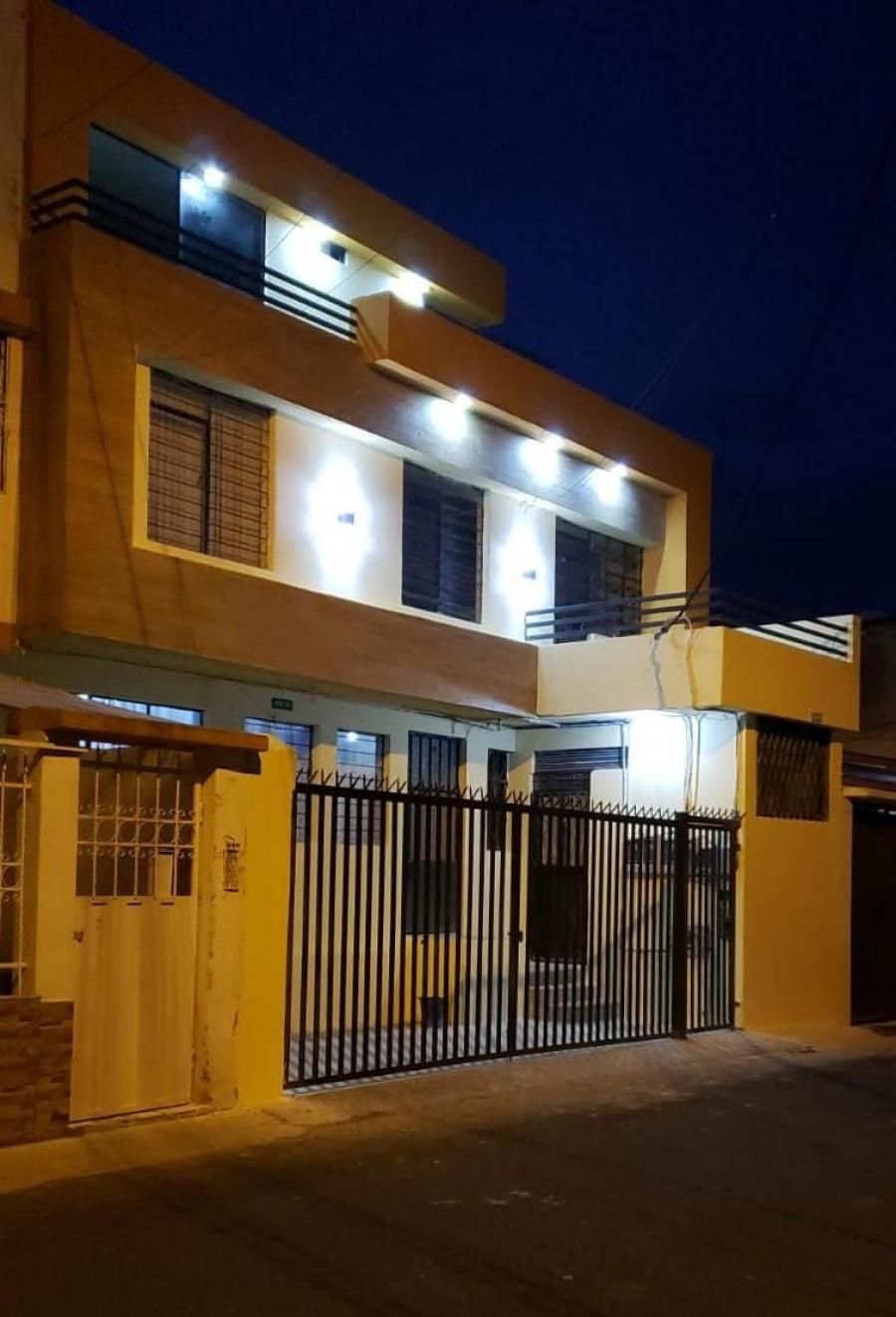 Foto Casa en Venta en Quito, Pichincha - U$D 189.000 - CAV33802 - BienesOnLine