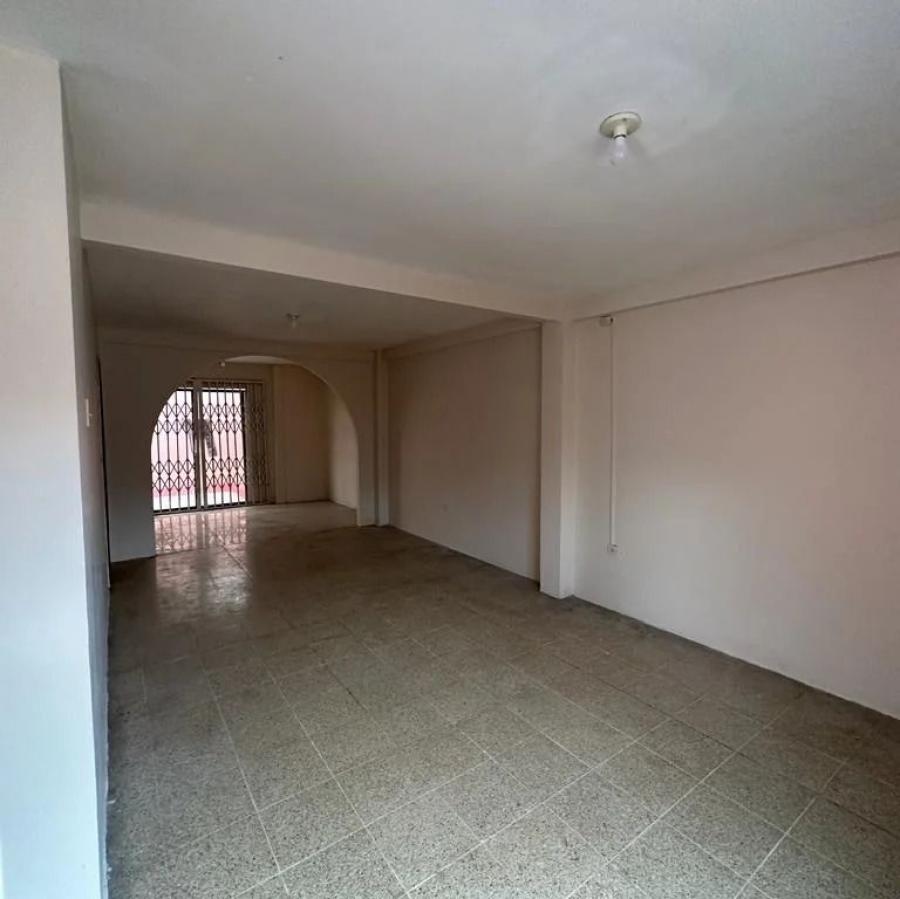 Foto Casa en Venta en Tarqui, Guayaquil, Guayas - U$D 120.000 - CAV38972 - BienesOnLine