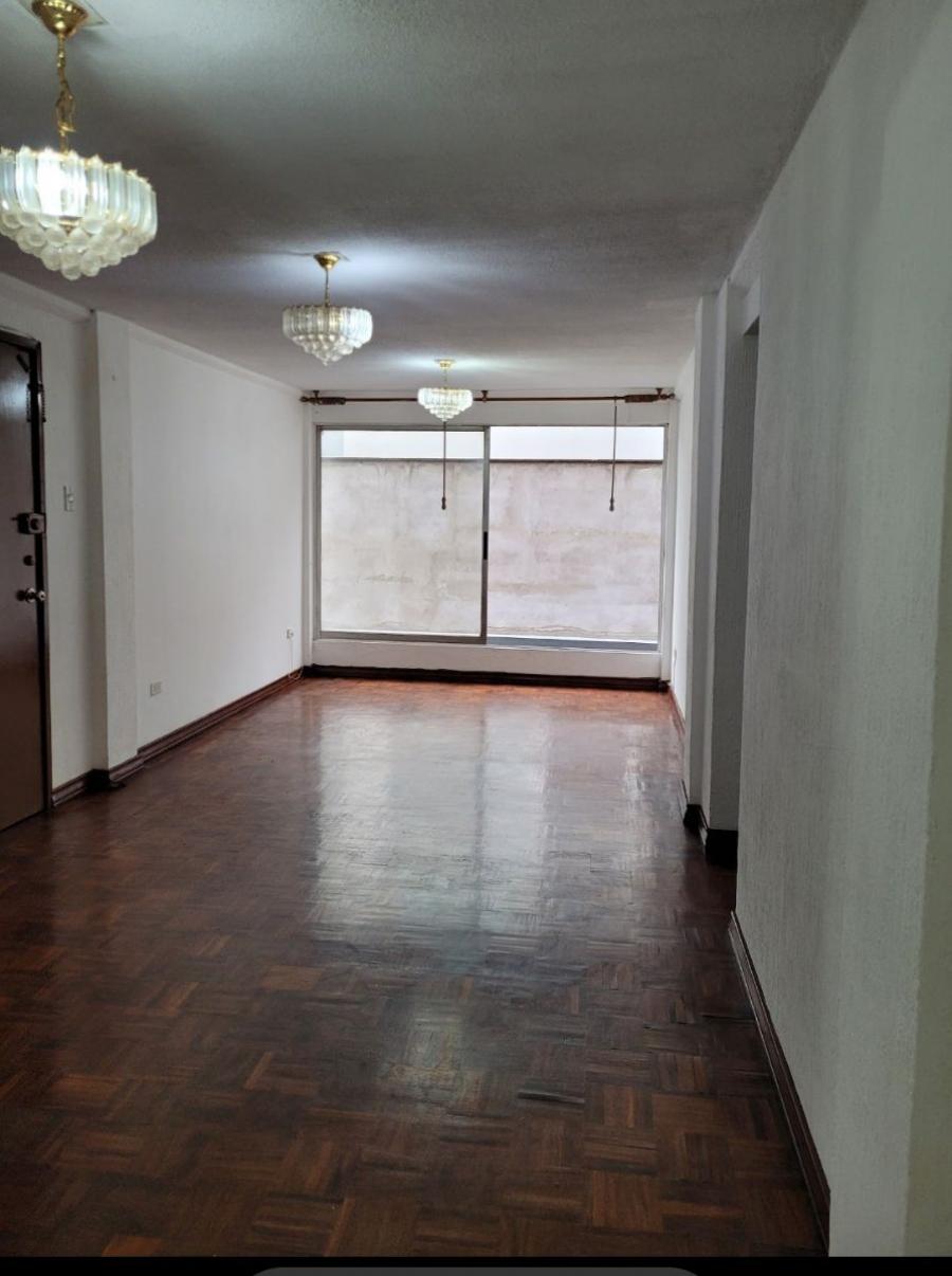 Foto Departamento en Venta en Quito, Pichincha - U$D 80.000 - DEV37904 - BienesOnLine