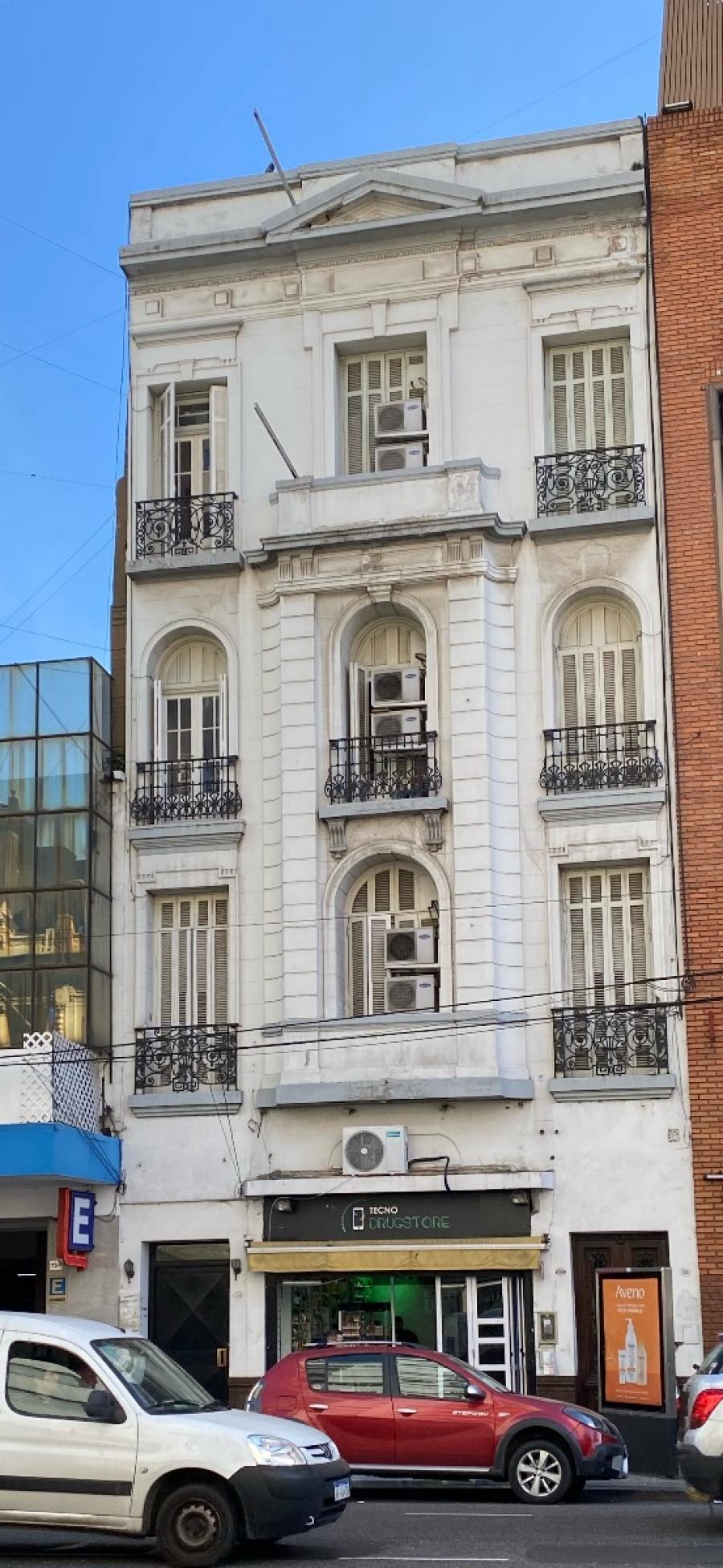 Foto Edificio en Venta en Buenos Aires Argentina, Pichincha - U$D 1.300.000 - EDV37983 - BienesOnLine
