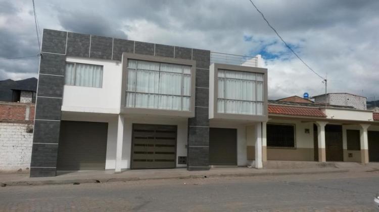 Foto Casa en Venta en Catamayo, Catamayo, Loja - U$D 285.000 - CAV26081 - BienesOnLine