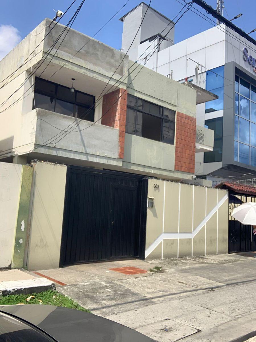 Foto Casa en Venta en LETAMENDI, Guayaquil, Guayas - U$D 380.000 - CAV39106 - BienesOnLine