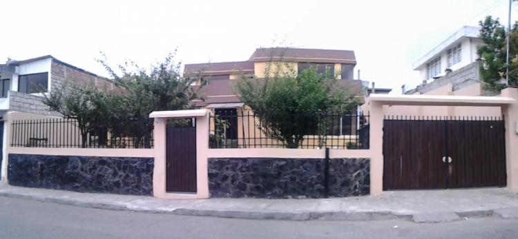 Foto Casa en Venta en HUACHI LORETO, Ambato, Tungurahua - U$D 350.000 - CAV16882 - BienesOnLine
