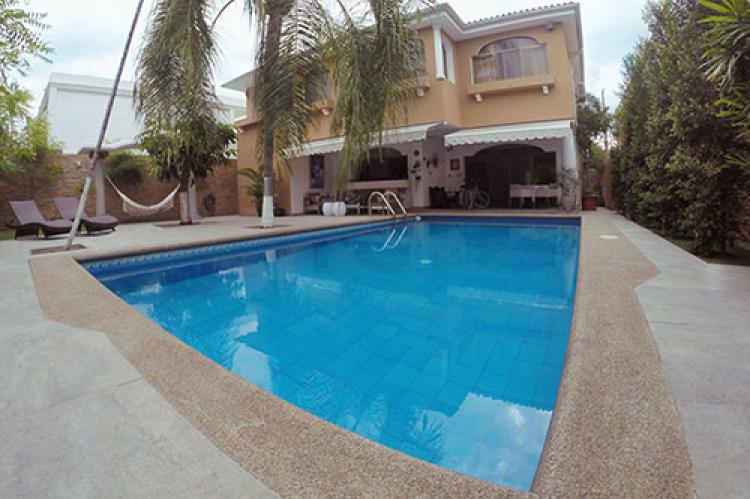 Foto Casa en Venta en Puerto Azul, Guayas - U$D 680.000 - CAV28057 - BienesOnLine