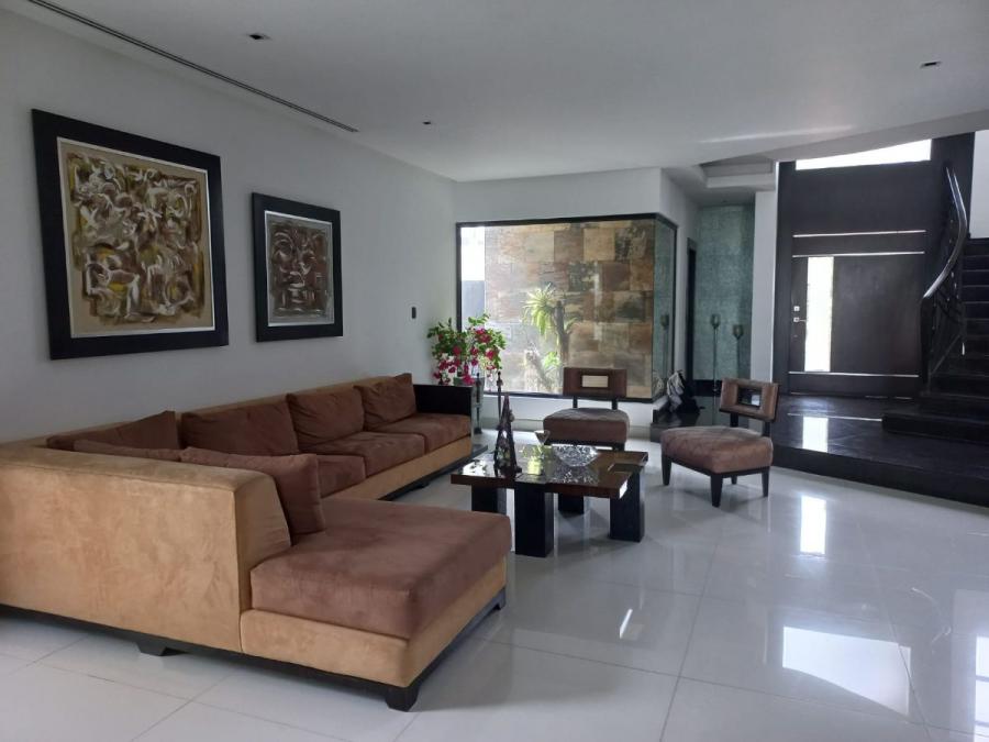 Foto Casa en Venta en Samborondn, Guayas - U$D 700.000 - CAV36357 - BienesOnLine