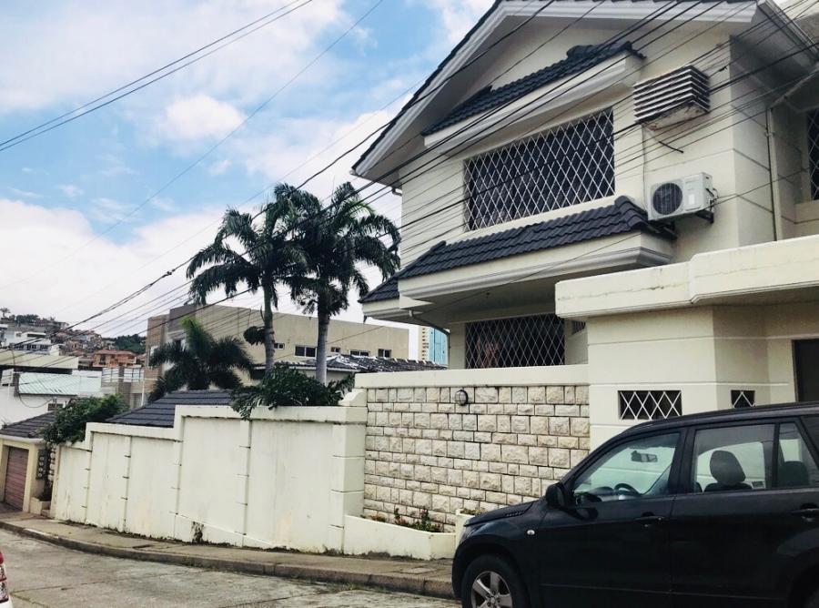 Foto Casa en Venta en Guayaquil, Guayas - U$D 450 - CAV28640 - BienesOnLine