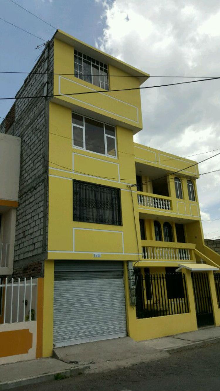 Foto Casa en Venta en Latacunga, Cotopaxi - U$D 195.000 - CAV20984 - BienesOnLine