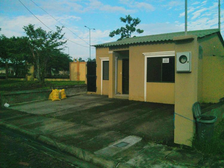 Foto Casa en Venta en Aurora, Daule, Guayas - U$D 80.000 - CAV21688 - BienesOnLine