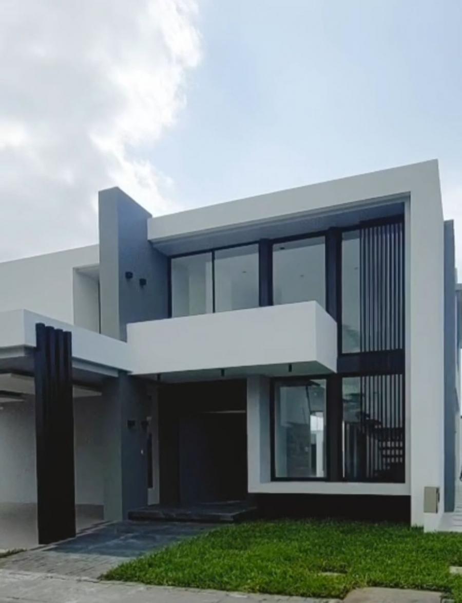 Foto Casa en Venta en Guayaquil, Guayas - U$D 295.000 - CAV39237 - BienesOnLine