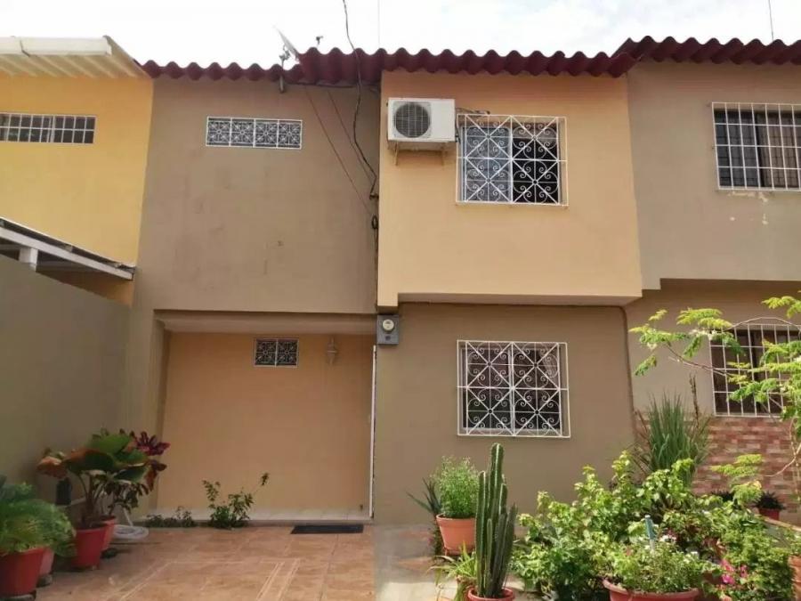 Foto Casa en Venta en Tarqui, Guayaquil, Guayas - U$D 60.000 - CAV35177 - BienesOnLine