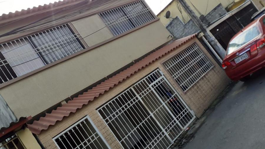 Foto Casa en Venta en Guayaquil, Guayas - U$D 90.000 - CAV37825 - BienesOnLine