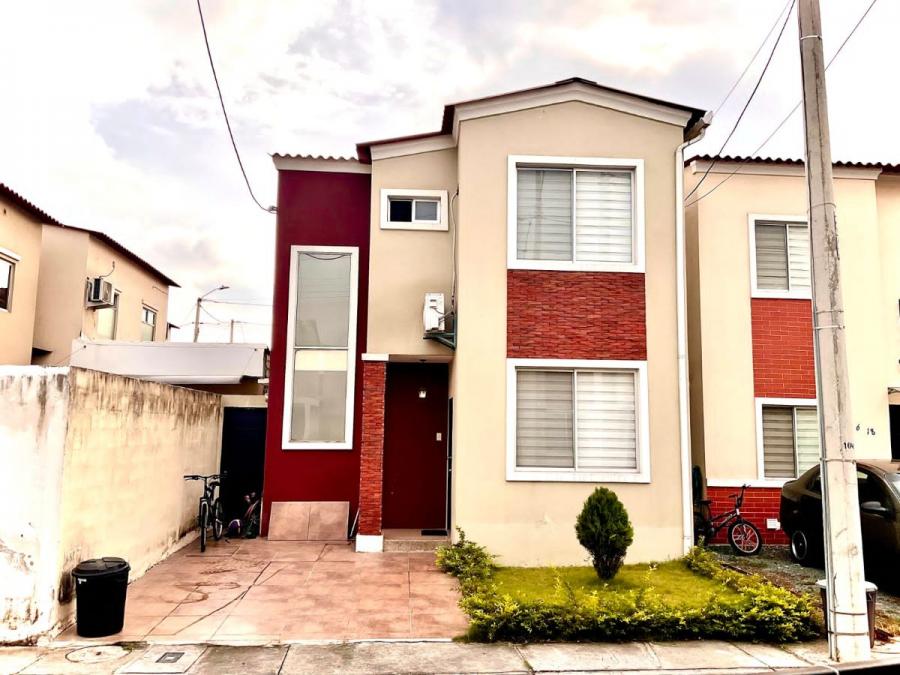 Foto Villa en Venta en Tarqui, Guayaquil, Guayas - U$D 89.000 - VIV34827 - BienesOnLine