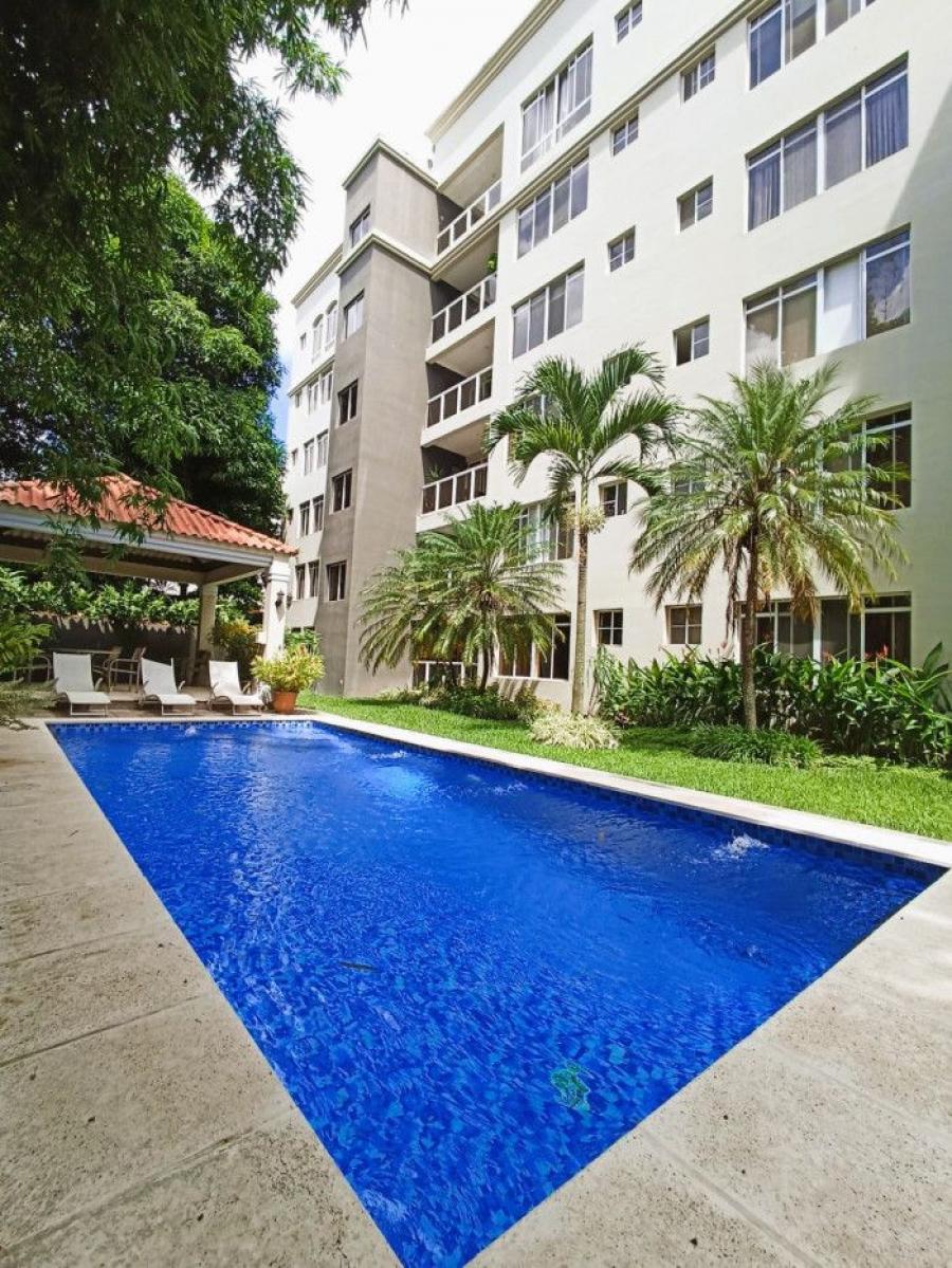 Foto Apartamento en Alquiler en Colonia San Benito, San Salvador, San Salvador - U$D 1.200 - APA753 - BienesOnLine