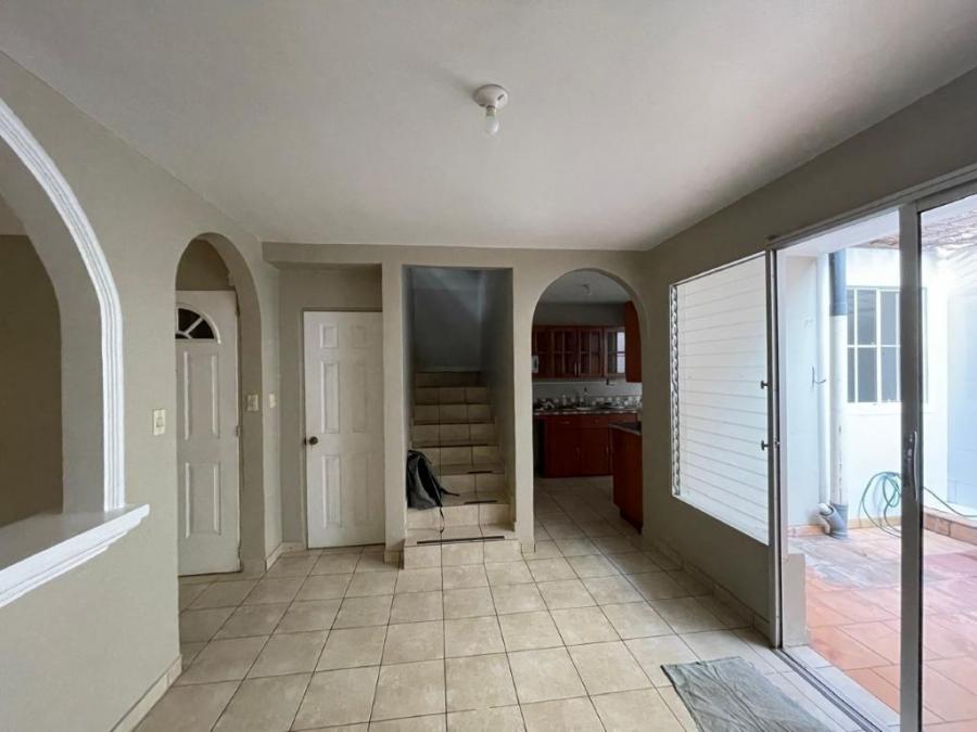 Foto Casa en Venta en Santa Ana, Santa Ana - U$D 125.000 - CAV1312 - BienesOnLine