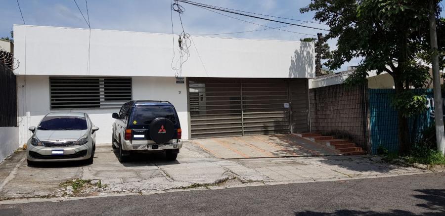 Foto Casa en Alquiler en Colonia Escalón, San Salvador - U$D 3.500 - CAA1041 - BienesOnLine