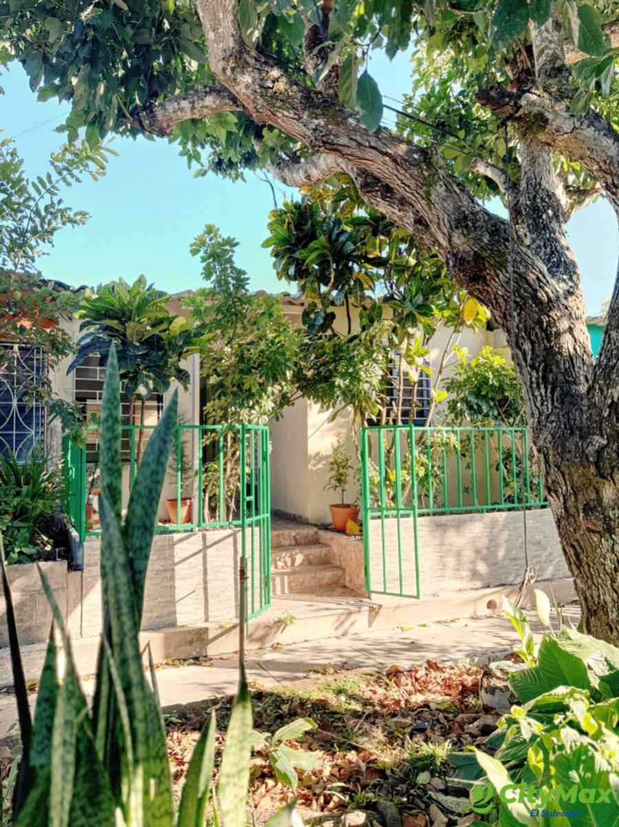 Foto Casa en Venta en Santa Tecla, Santa Tecla, La Libertad - U$D 110.000 - CAV1348 - BienesOnLine