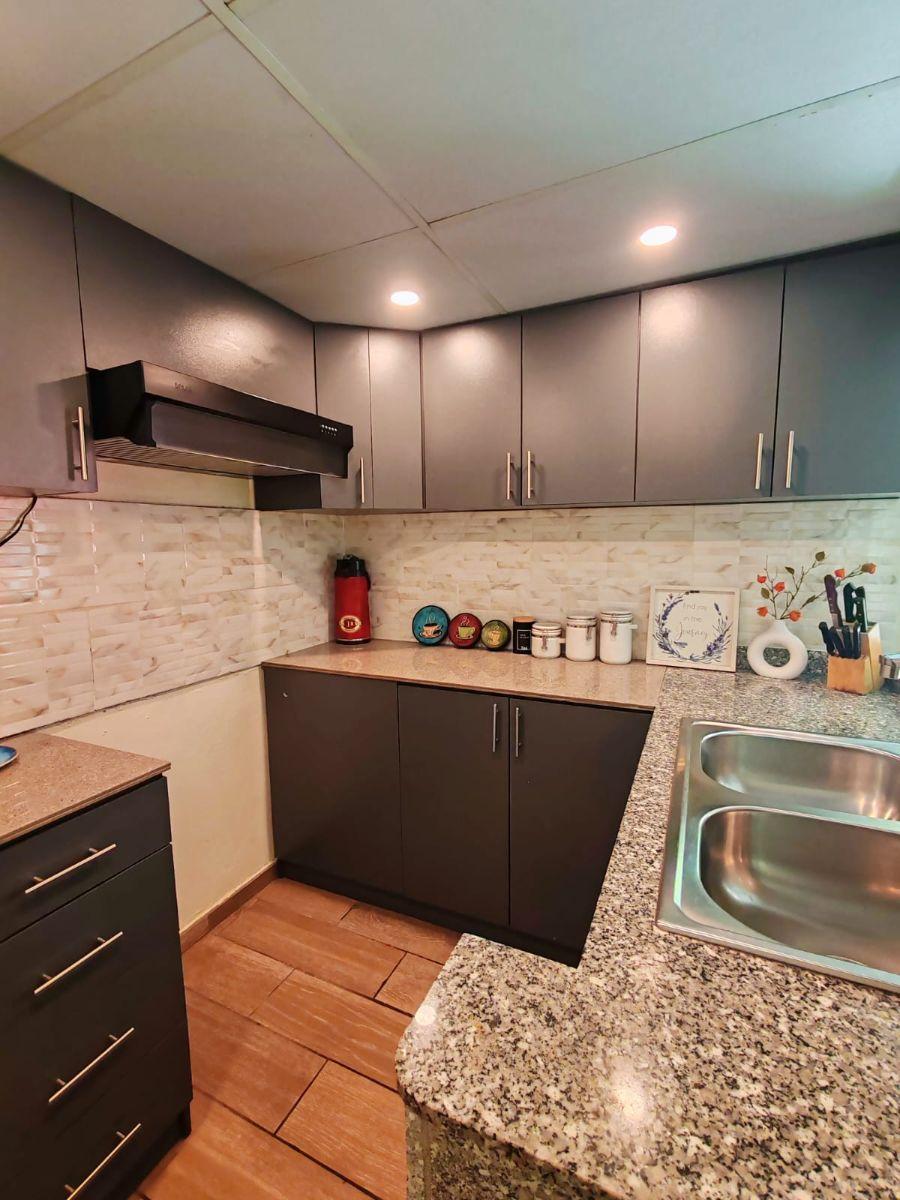 Foto Casa en Venta en Santa Tecla, Santa Tecla, La Libertad - U$D 240.000 - CAV1338 - BienesOnLine