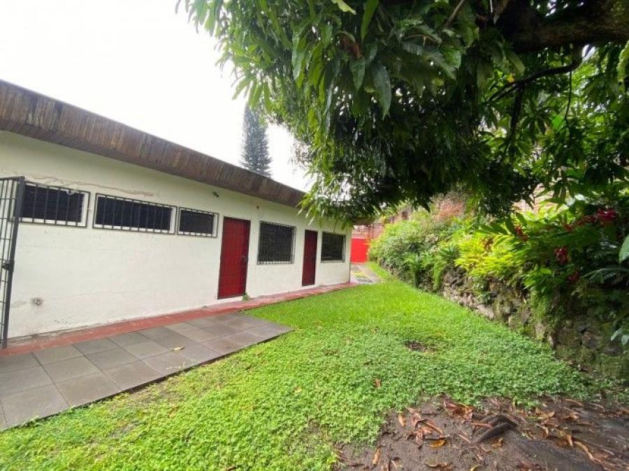 Foto Comercial en Alquiler en San Salvador, San Salvador - U$D 2.600 - A381 - BienesOnLine