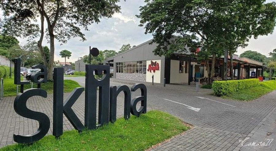 Foto Local en Alquiler en Santa Tecla, La Libertad - U$D 1.717 - LOA795 - BienesOnLine