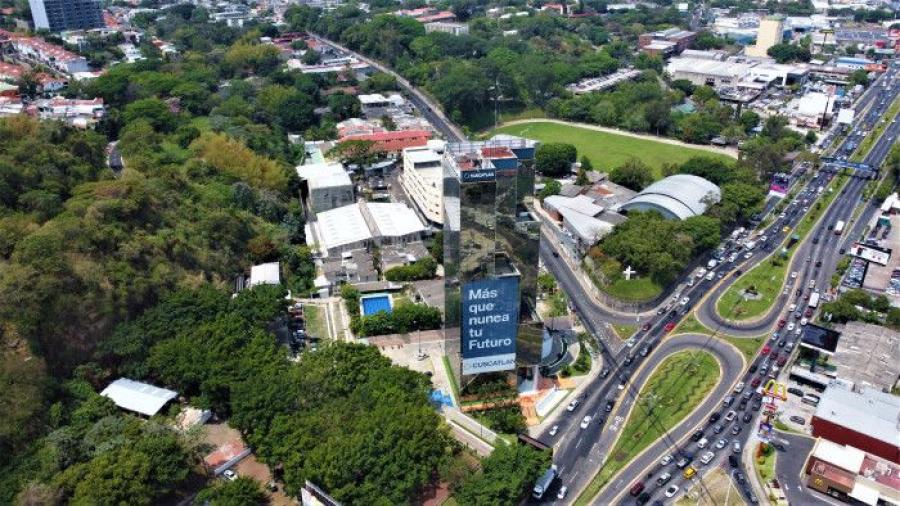 Foto Local en Alquiler en San Salvador, San Salvador - U$D 1.064 - LOA428 - BienesOnLine