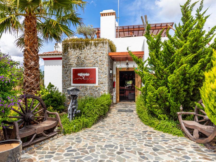 Hotel en Venta en Montijo