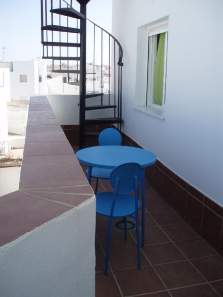 Foto Atico en Alquiler en Rota, Cadiz - € 400 - ATA2309 - BienesOnLine