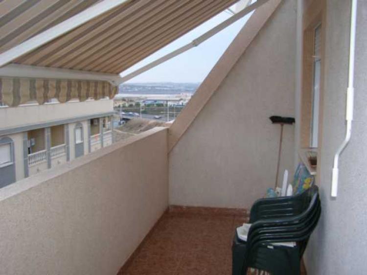 Foto Piso en Venta en Villamadrid, Torrevieja, Alicante - € 120.000 - PIV1036 - BienesOnLine