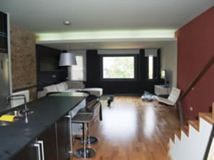 Home in Metric Way