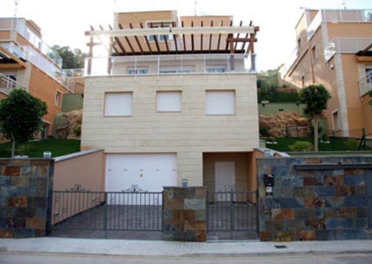 Home in Metric Way